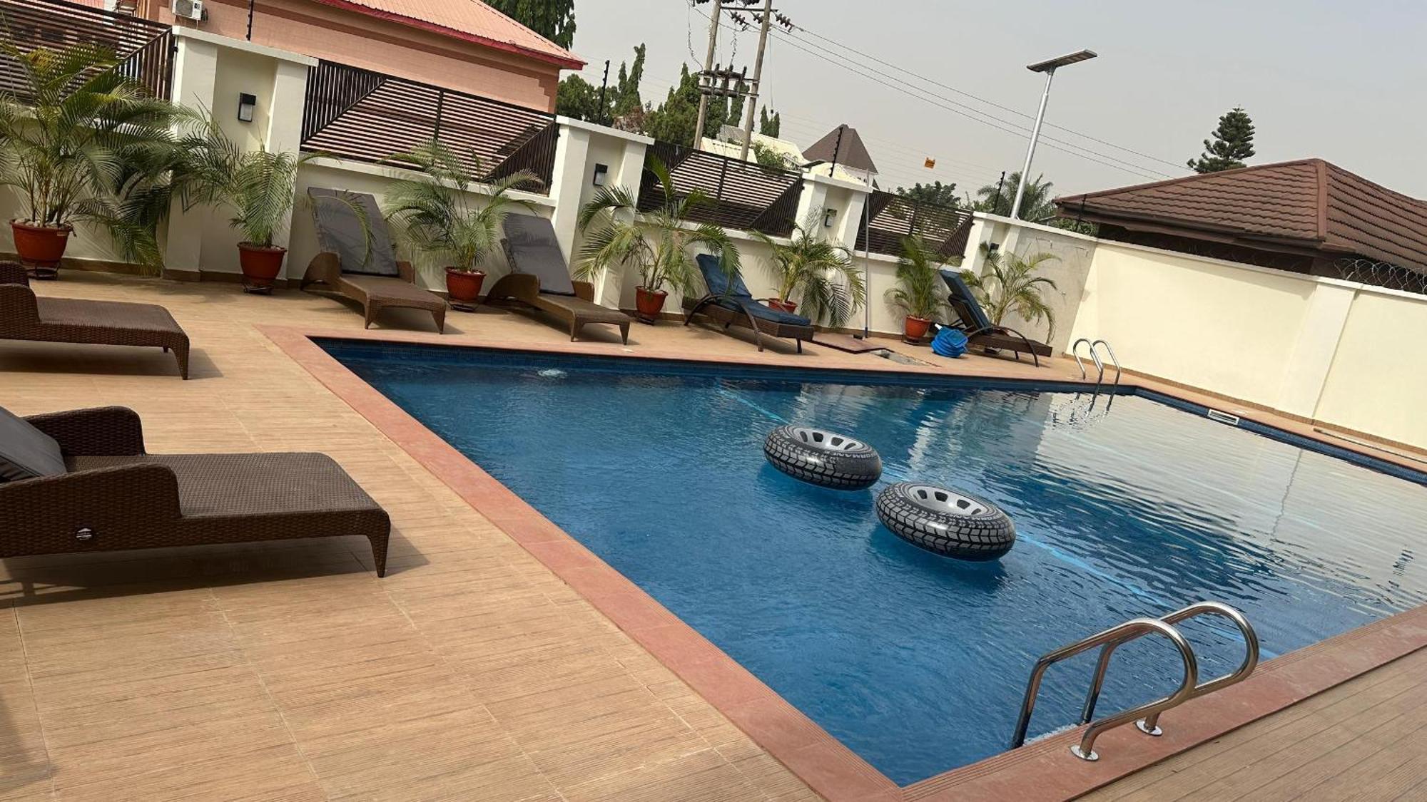 Stp Apartments Abuja Luaran gambar